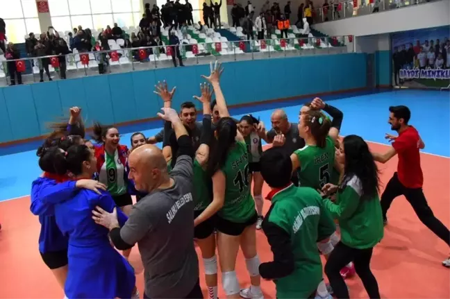 Filede Manisa derbisini Salihli kazandı