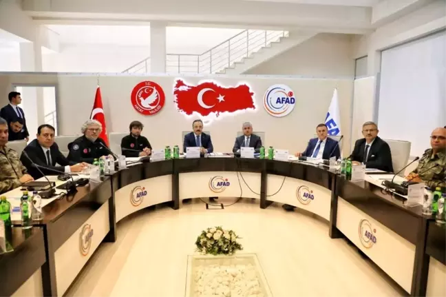 Hatay'da sınırdaki gelişmeleri değerlendirme toplantısı