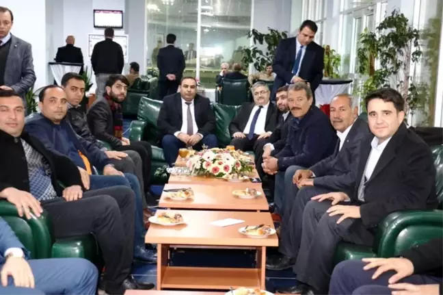 Akçakale Belediye koşusunun şampiyonu İsa Akyavuz oldu