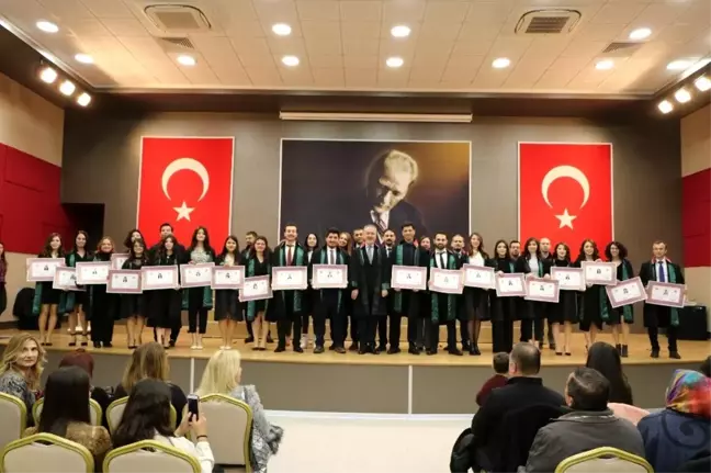 Muğla Barosu'na 21 yeni avukat katıldı