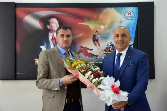 Müdür Güldal görevini Yıldırım'a devretti
