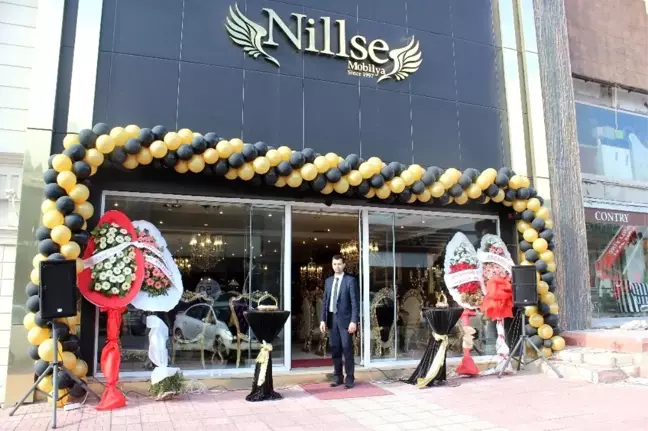 Nillse Mobilya İstanbul'daki ilk şubesini açtı