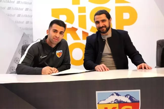 Sapunaru ve Emre Taşdemir sözleşme imzaladı