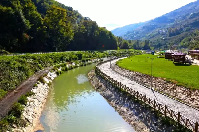 Trabzon'da taşkın riski azaltılıyor