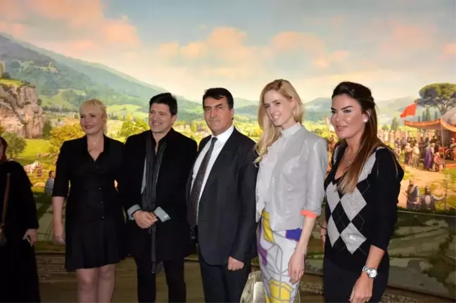 Ünlü oyuncular 1326 Bursa Fetih Müzesi'ne hayran kaldı