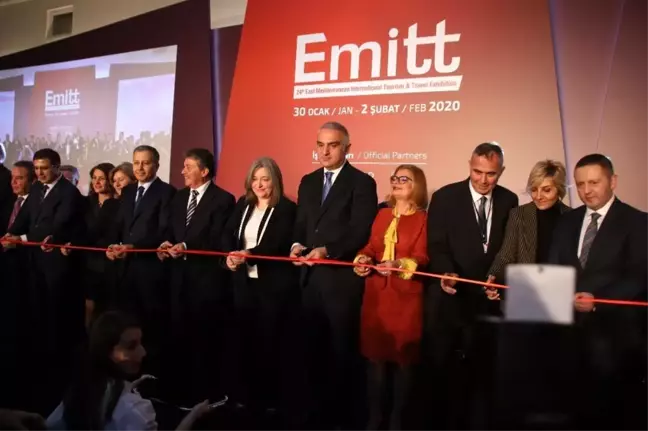 Turizm Bakanı Ersoy'dan Bodrum standına tam not