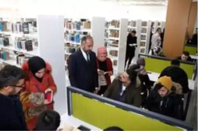 Van YYÜ Ferit Melen Kütüphanesi kısmen hizmete açıldı