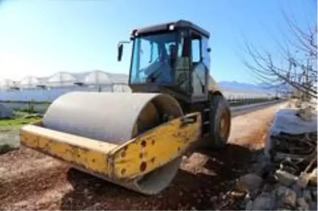 Kaş'ta 10 km'lik yolda stabilize çalışması