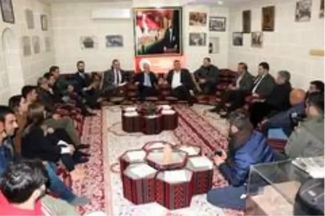 Rektör Çelik gazetecilerle bir araya geldi