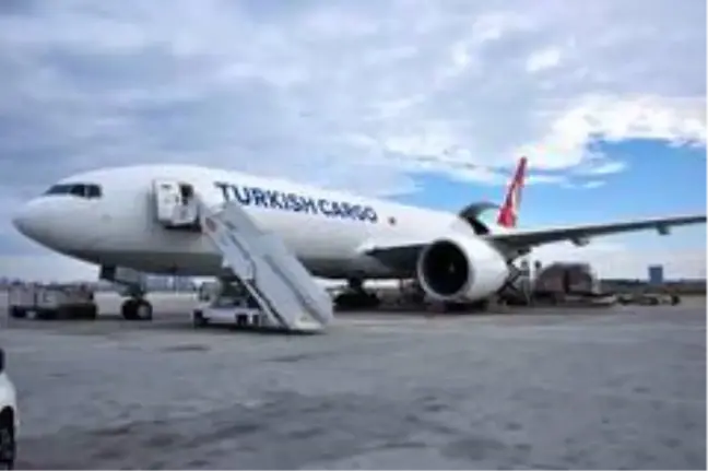 Turkish Cargo, Çin'e insani ve tıbbi yardım malzemesi taşıdı