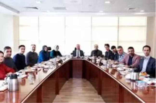 Başkan Dursun, radyocuları ağırladı