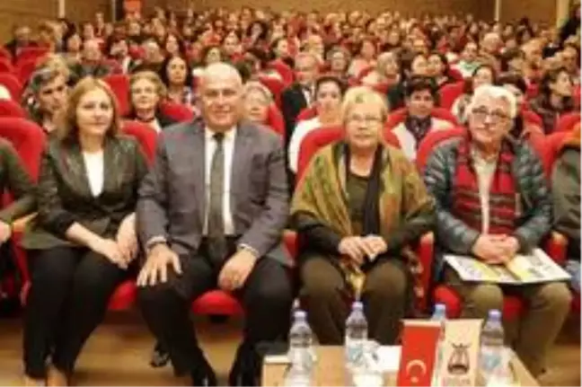 Efeler'den Nevra Serezli'ye büyük ilgi