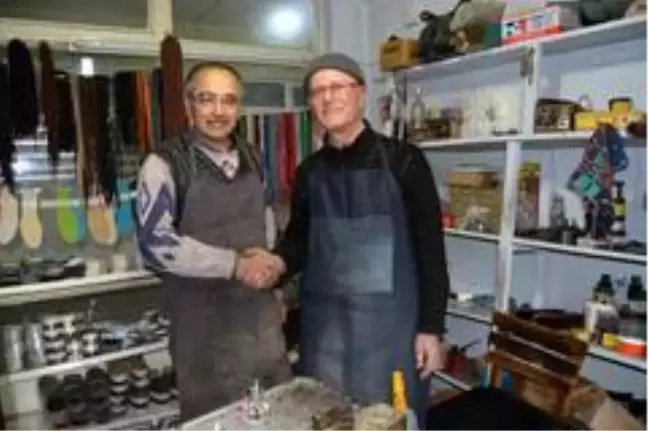 Mesleğin son iki temsilcisi dostluklarıyla örnek oluyor