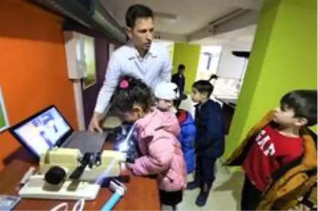 Konaklı çocuklar bilimi eğlenerek öğreniyor