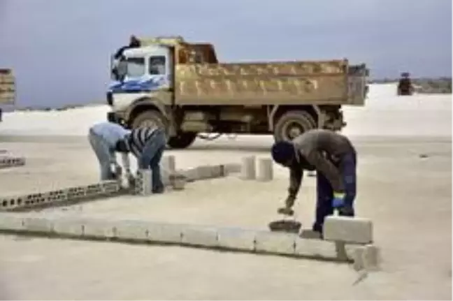Suriye'de kalıcı briket ev yapım çalışmaları devam ediyor