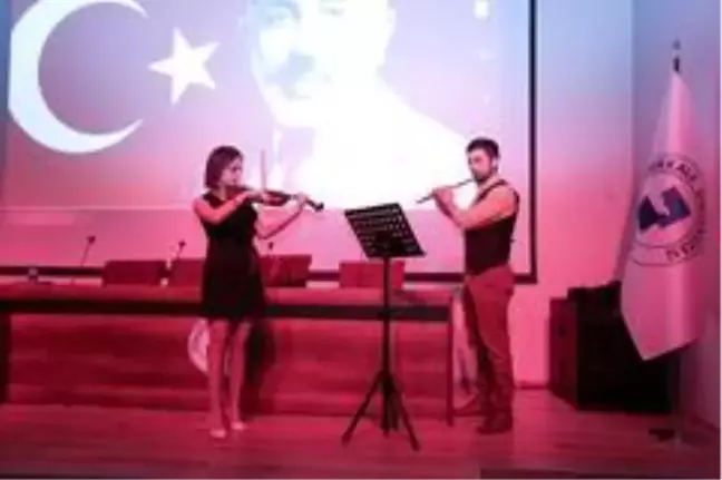 'Mehmet Akif Ersoy'un Fikir Dünyası'