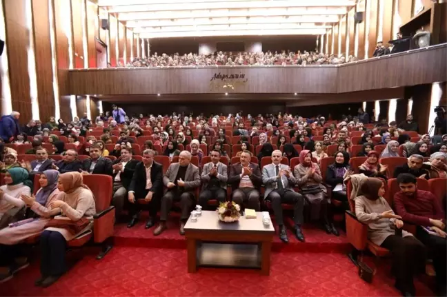 Şair Bakiler, OKM'de sevenleri ile buluştu