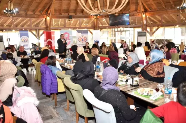 Yunusemre Kent Konseyi Manisalı kadınları ağırladı