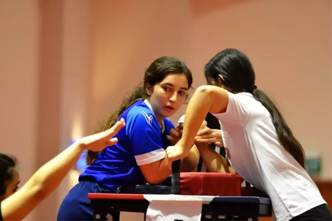 PAÜ'lü sporcular şampiyonalardaki başarıları ile gururlandırdı