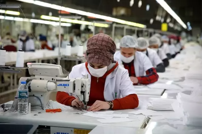 Tekstil firması günlük 3 milyon maske üretecek