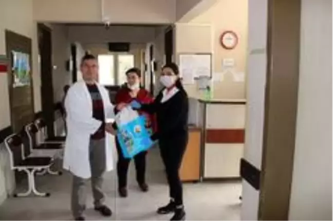 Başkan Uzundemir'den sağlık çalışanlarına teşekkür