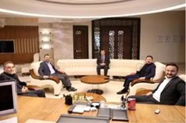 AK Parti heyeti, NEVÜ Rektörü Aktekin'e ziyaret