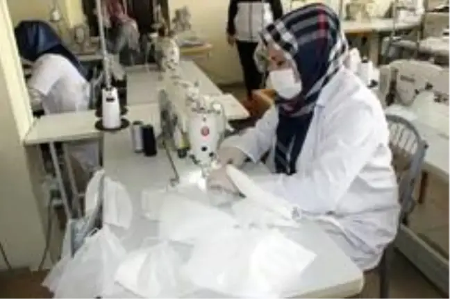 Cizre HEM'de maske üretimine başlandı