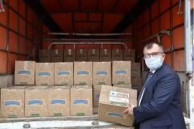 Taşköprü Belediyesi'nden 1500 aileye gıda kolisi yardımı