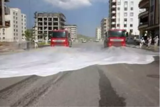 Karaköprü'nün mahalleleri dezenfekte edildi