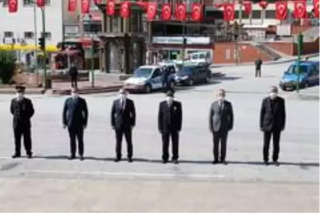 Tosya'da 23 Nisan Çocuk Bayramı çocuksuz kutlandı