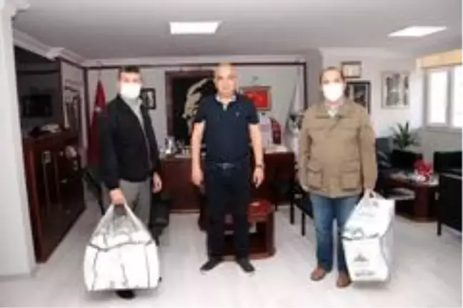 Gurbetçi iş insanları Devrek'e 20 bin adet maske yardımında bulunuldu