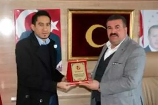 Talasemi Derneğinden Başkan Tatar'a teşekkür plaketi
