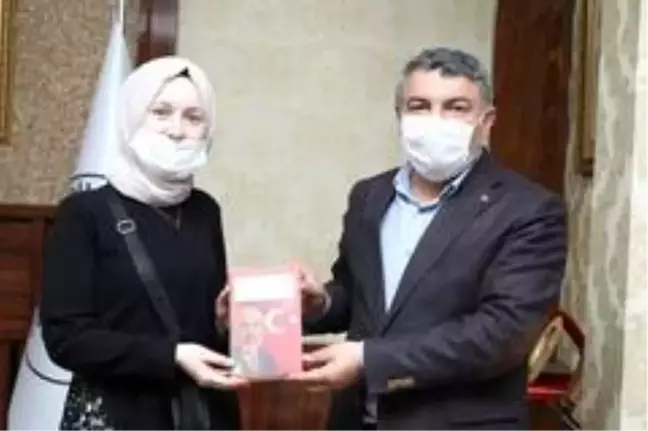 Türkiye Birincisi Ayşenur, Başkan Şayir'in konuğu oldu