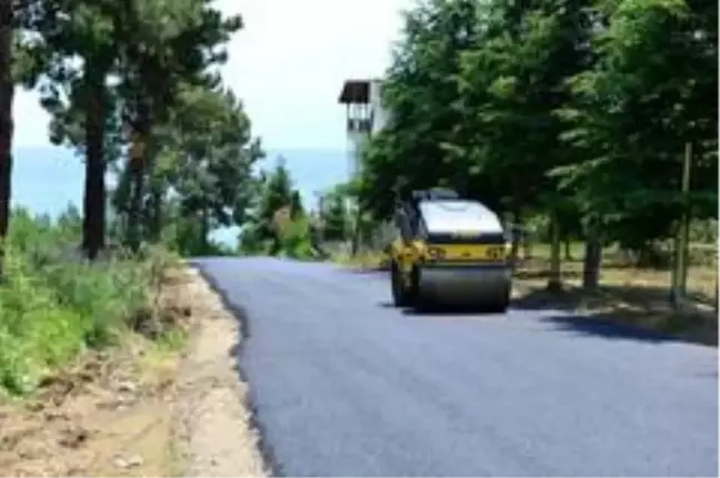 Yol çalışmaları hem merkezde hem kırsalda devam ediyor