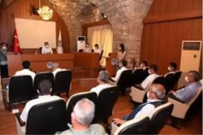 Başkan Seçer, Tarsuslu muhtarlarla buluştu