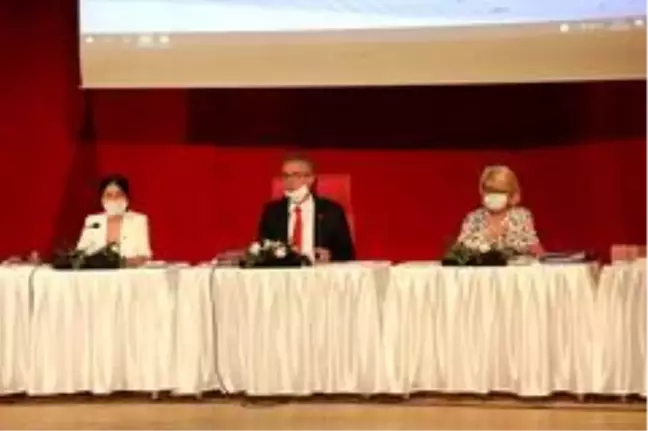 Başkan Arda, 'Beni koltuktan indirmek isteyenler hayal görüyor'