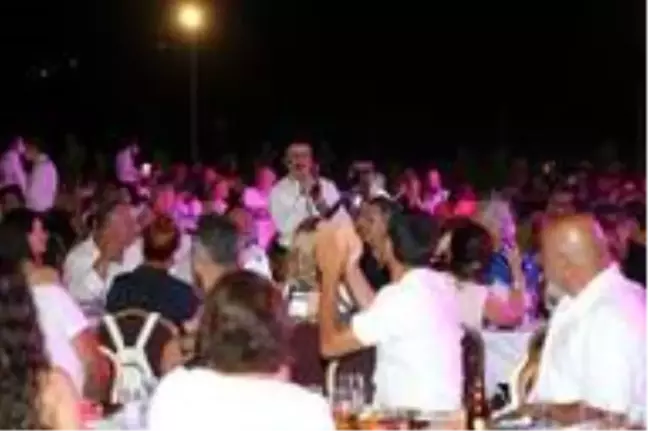 Coşkun Sabah: "Bize iyi bakın"