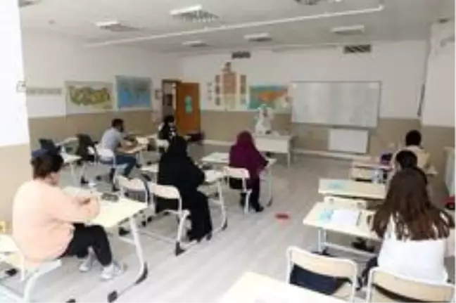 Eyüpsultanlı gençler, drone ve robotik kodlama eğitimlerinde buluşuyor