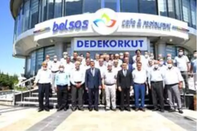 AK Parti istişare toplantısı düzenledi