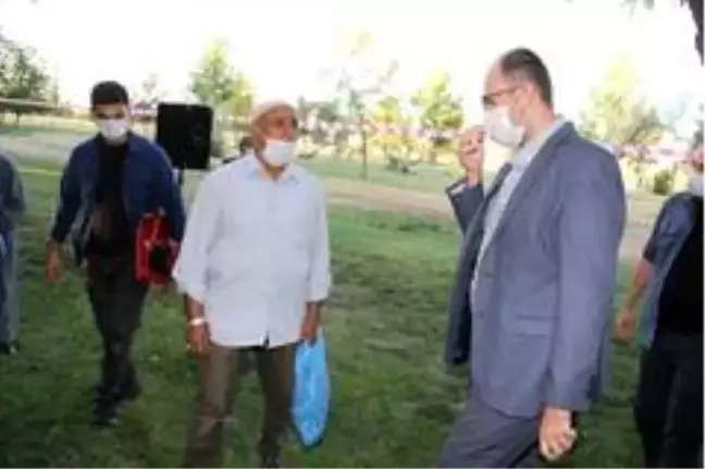 Son dakika haberi! Kaymakam Türkmen vatandaşlarla bayramlaştı