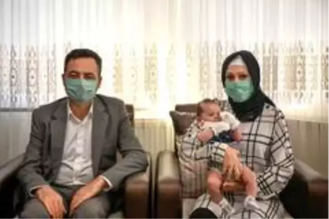 Ahmet Melih bebeğin ilk altını Elbistan Belediyesi'nden