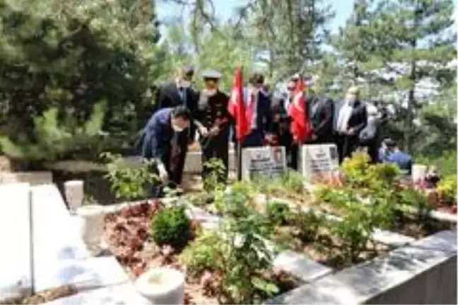 Afyonkarahisar'da 100 şehit mezarı 60 günde yenilenecek