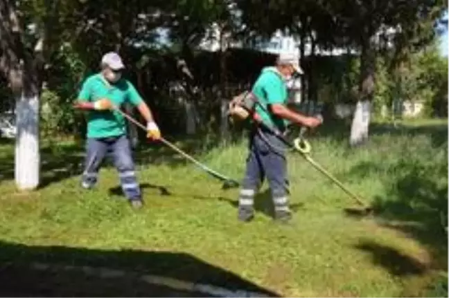 Efeler Belediyesi uygulama okulunda çevre düzenlemesi yaptı