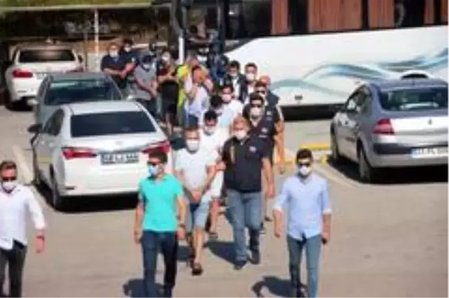 Fuhuş baronunun yıllık geliri dudak uçuklattı