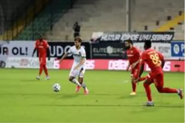 Süper Lig: Aytemiz Alanyaspor: 1 Hes Kablo Kayserispor: 0 (İlk yarı)