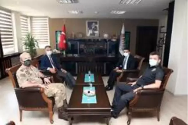 Vali Oktay Çağatay'dan Ahlat Kaymakamı Dağ'a hayırlı olsun ziyareti