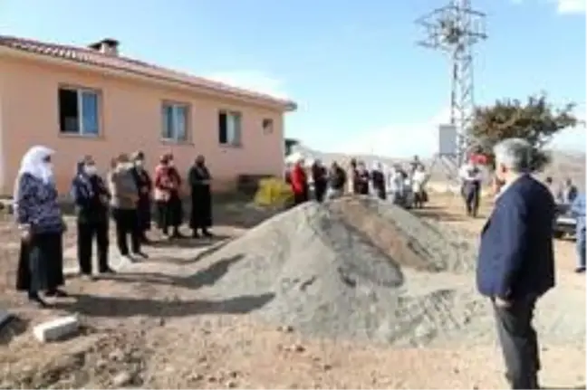 Vali Makas, Refahiye'nin köylerinde incelemede bulundu