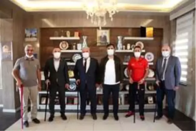 Ampute futbol teknik heyetinden Başkan Çoban'a ziyaret