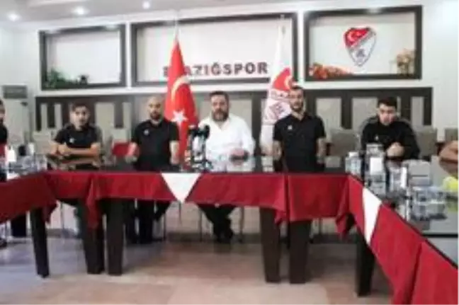 Elazığspor'da, Teknik Direktör Eriş'in istifası kabul edilmedi