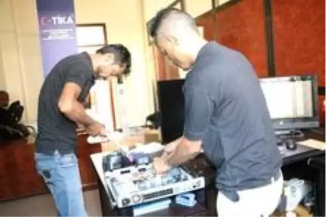 TİKA'dan Yemen'in Covid-19 ile mücadelesine termal kamera desteği